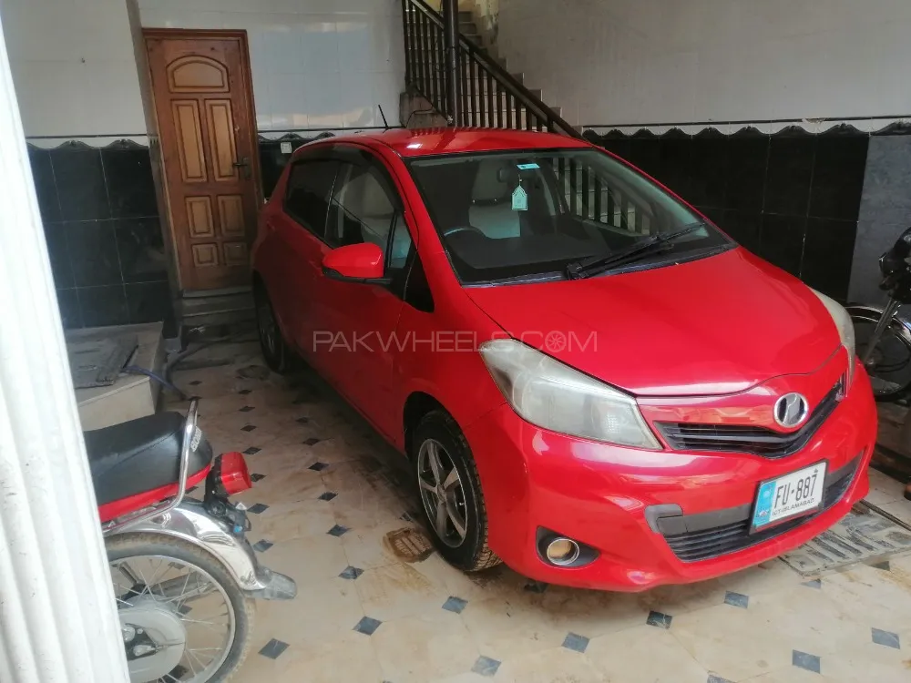 Toyota Vitz 2012 for Sale in Rawalpindi Image-1