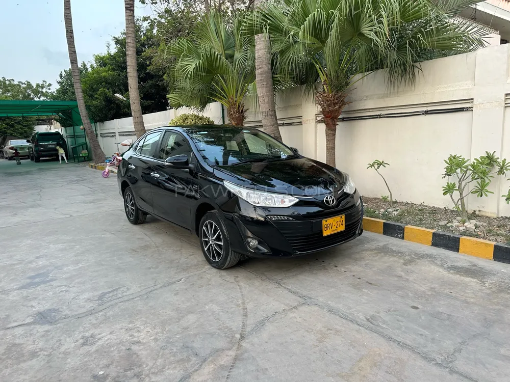 Toyota Yaris Sedan 2020 for Sale in Karachi Image-1