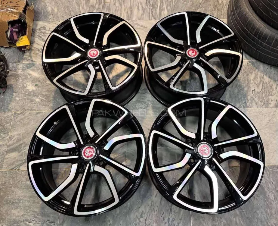 17 inches rims for sale continues like new Image-1