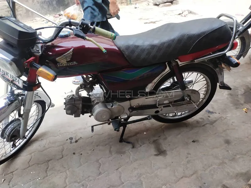Honda CD 70 2017 for Sale Image-1