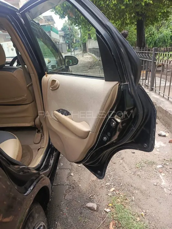 Honda City 2006 for Sale in Lahore Image-1