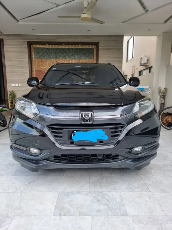 Honda Vezel 2016 for Sale in Lahore Image-1