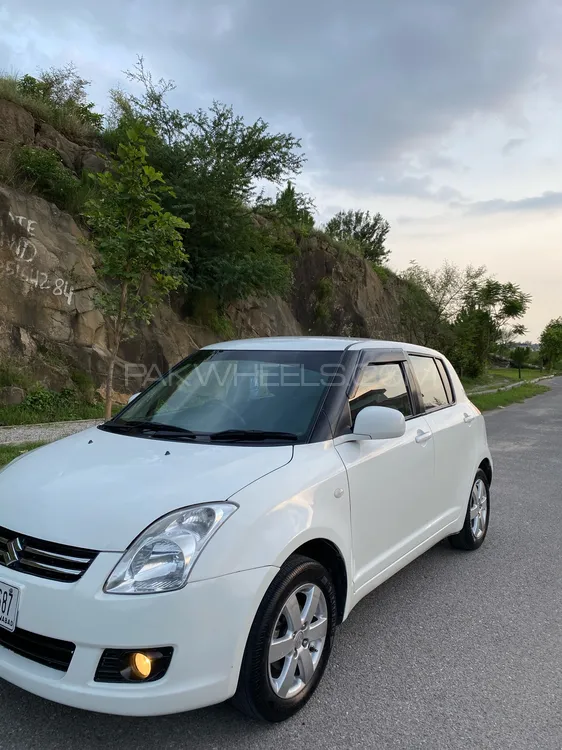Suzuki Swift 2014 for Sale in Islamabad Image-1
