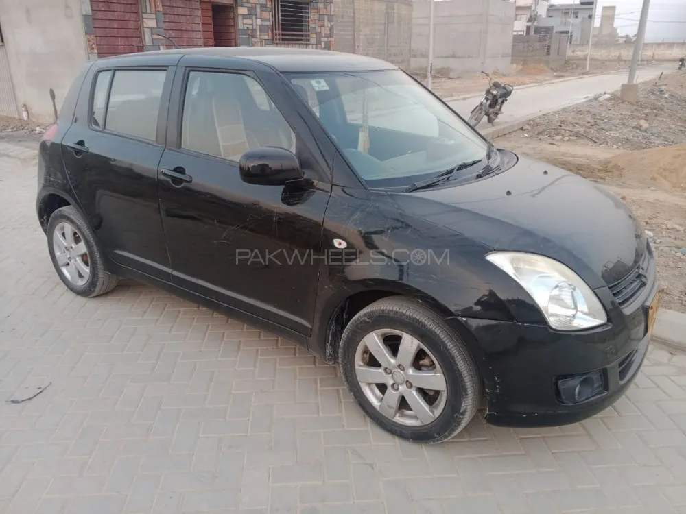 Suzuki Swift 2014 for Sale in Karachi Image-1