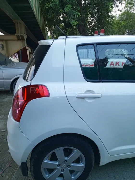 Suzuki Swift 2018 for Sale in Islamabad Image-1