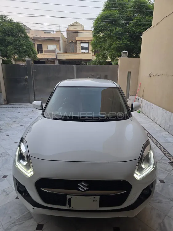 Suzuki Swift 2023 for Sale in Faisalabad Image-1