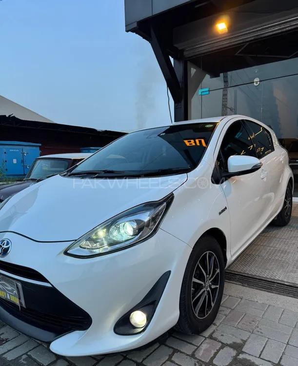 Toyota Aqua 2022 for Sale in Islamabad Image-1