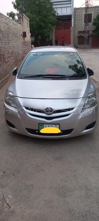 Toyota Belta 2011 for Sale in Burewala Image-1
