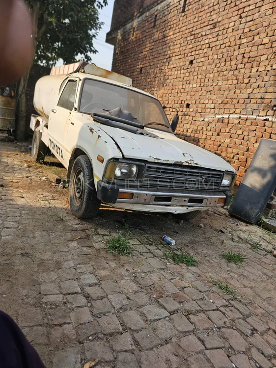 Toyota Corolla 1982 for Sale in Daska Image-1