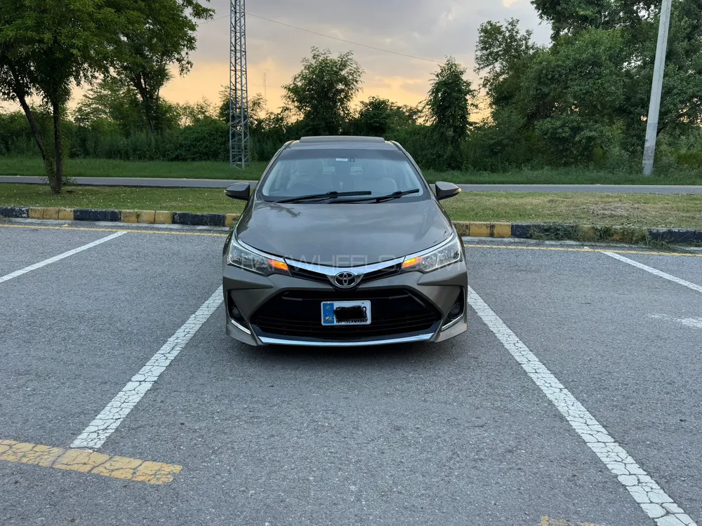 Toyota Corolla 2015 for Sale in Islamabad Image-1