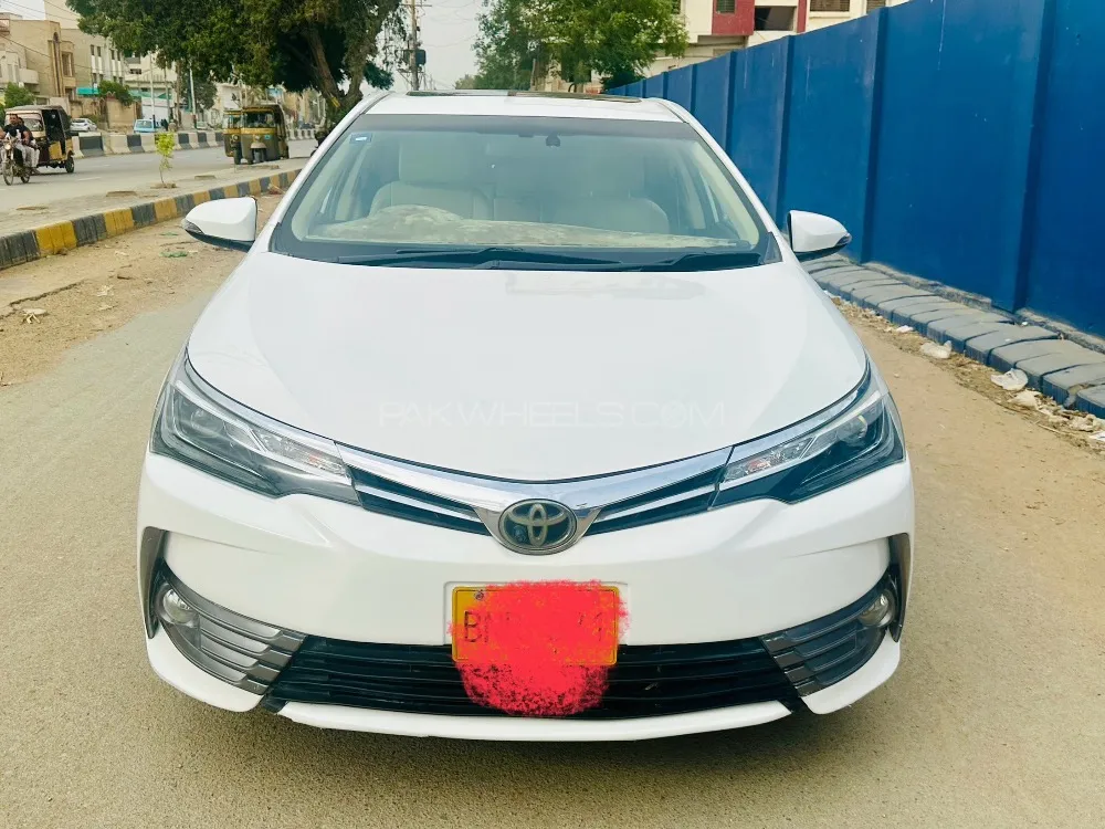 Toyota Corolla 2018 for Sale in Karachi Image-1