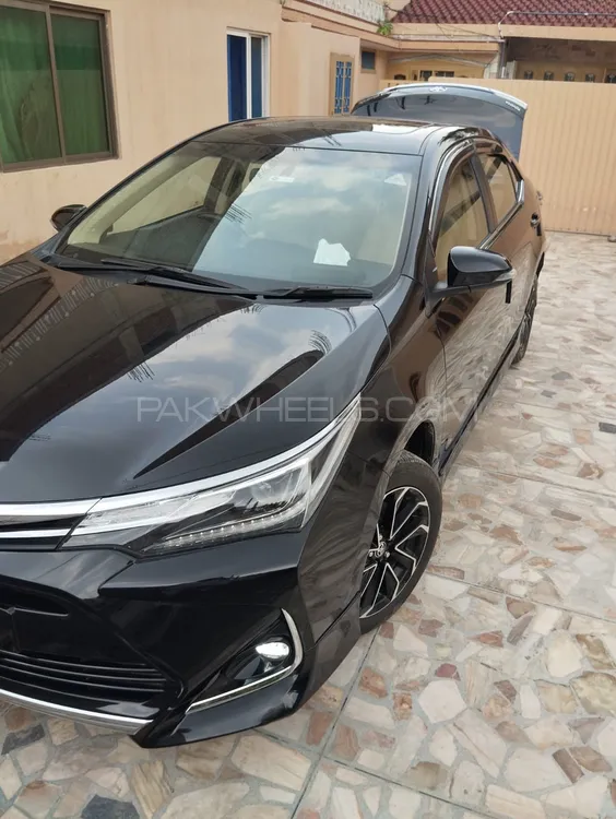 Toyota Corolla 2024 for Sale in Faisalabad Image-1