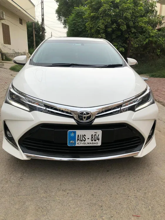 Toyota Corolla 2021 for Sale in Liaqat Pur Image-1