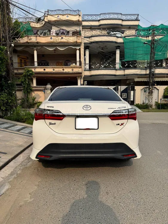 Toyota Corolla 2021 for Sale in Lahore Image-1