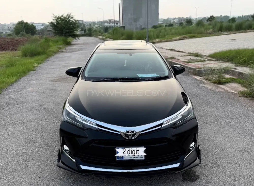 Toyota Corolla 2025 for Sale in Islamabad Image-1