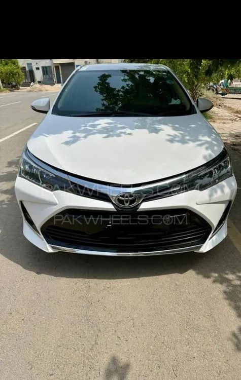 Toyota Corolla 2021 for Sale in Rahim Yar Khan Image-1
