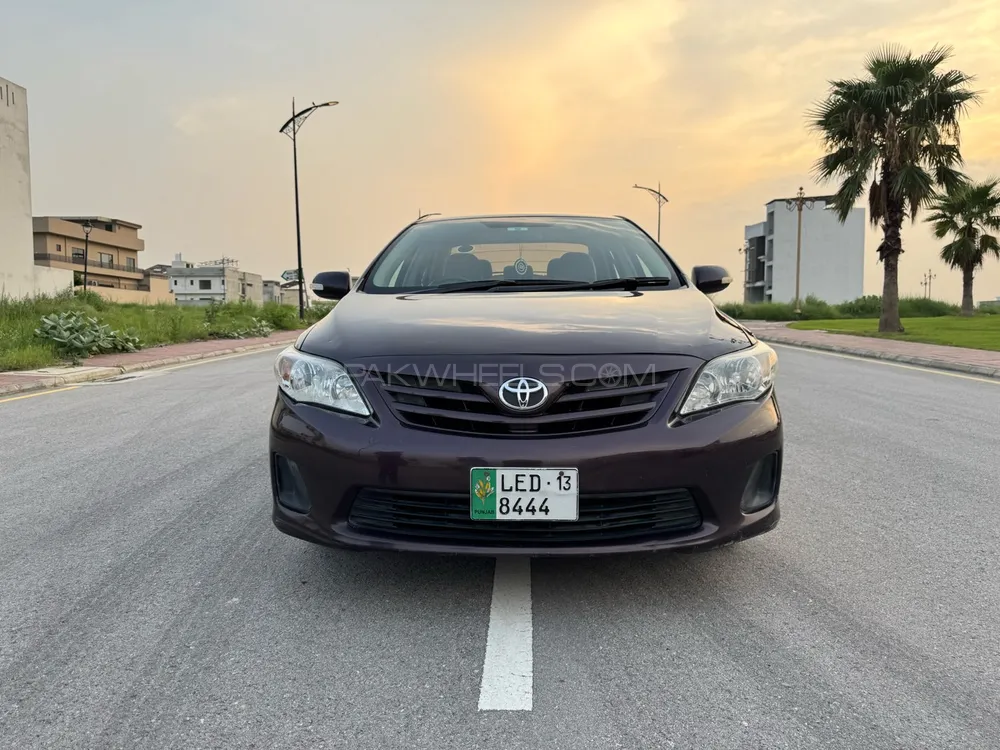 Toyota Corolla 2013 for Sale in Islamabad Image-1