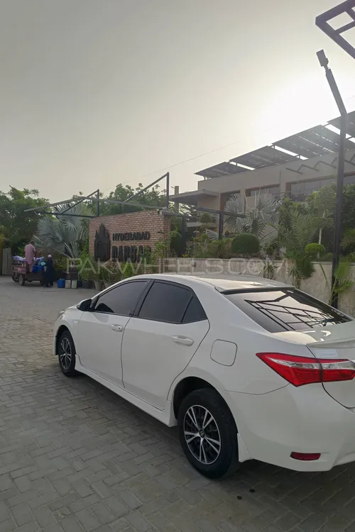 Toyota Corolla 2015 for Sale in Hyderabad Image-1