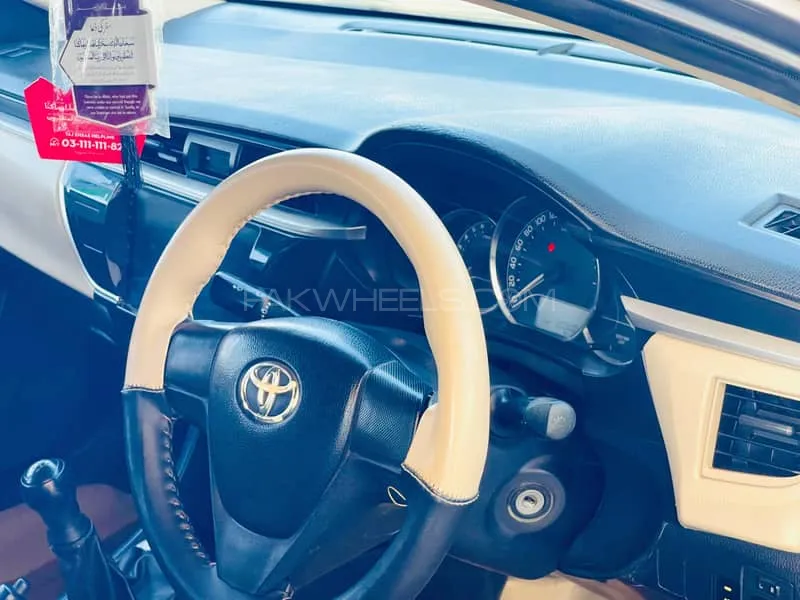 Toyota Corolla 2015 for Sale in Bahawalpur Image-1
