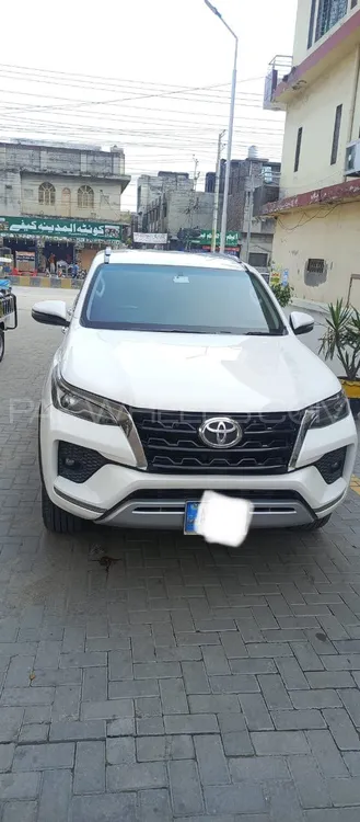 Toyota Fortuner 2021 for Sale in Gujranwala Image-1