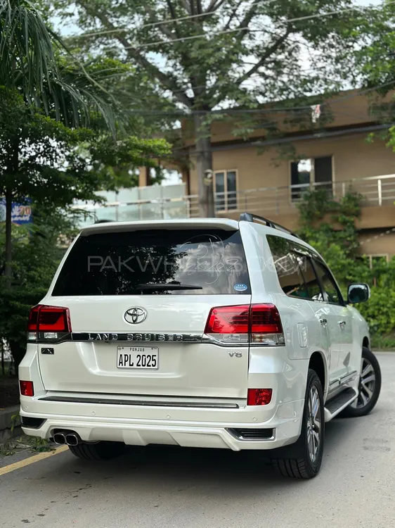 Toyota Land Cruiser 2020 for Sale in Lahore Toyota Land Cruiser 2020 for Sale in Lahore Image-5