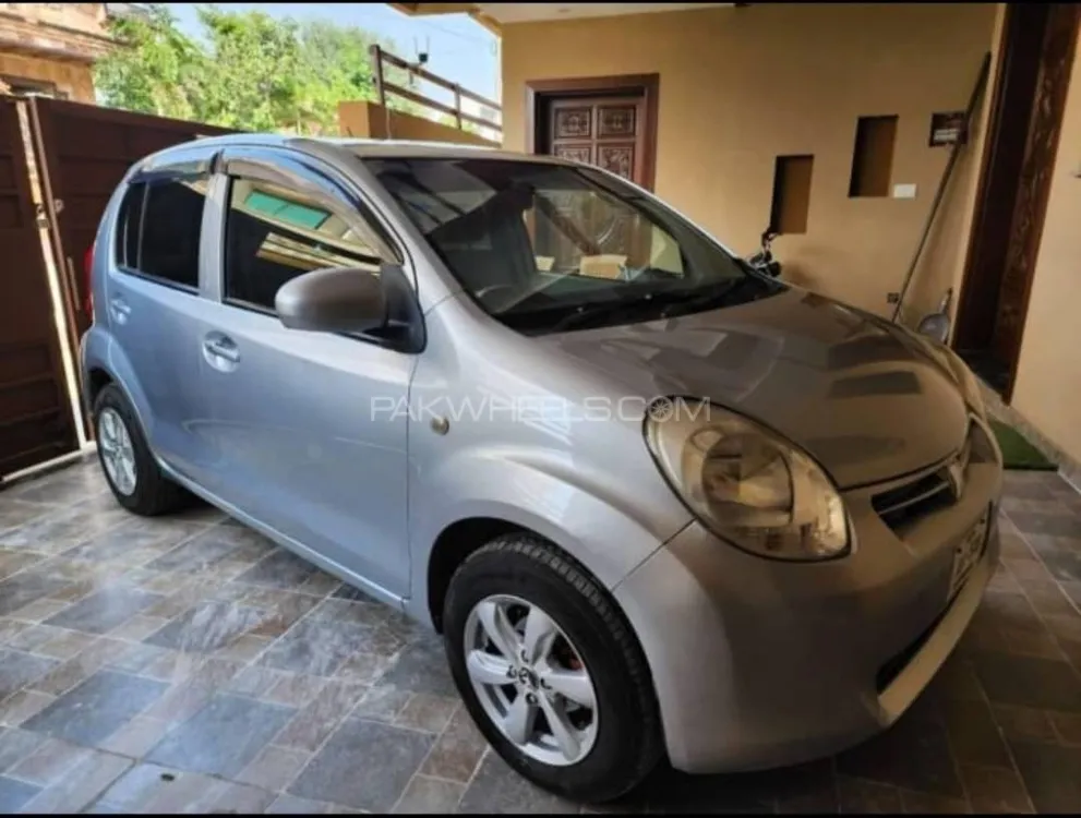 Toyota Passo 2010 for Sale in Lahore Image-1