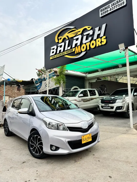 Toyota Vitz 2013 for Sale in Hyderabad Image-1