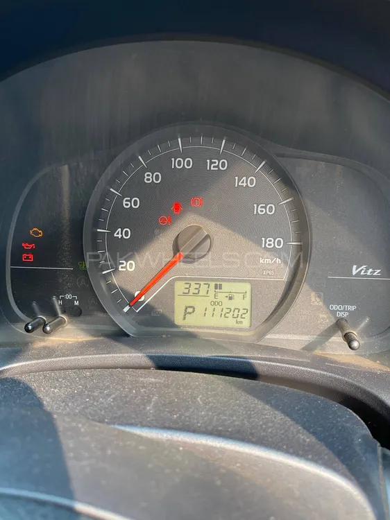 Toyota Vitz 2015 for Sale in Lahore Image-1