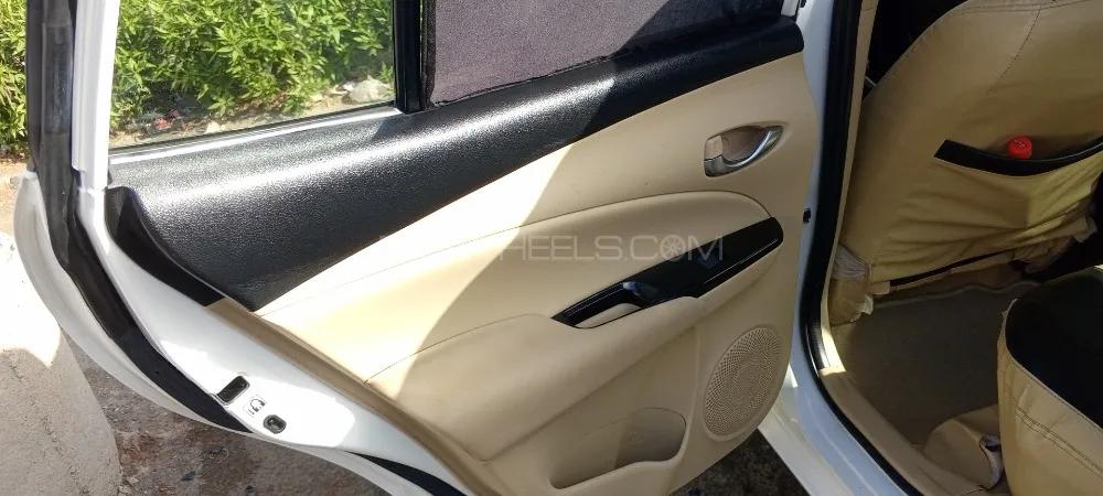 Toyota Yaris Sedan 2023 for Sale in Karachi Image-1