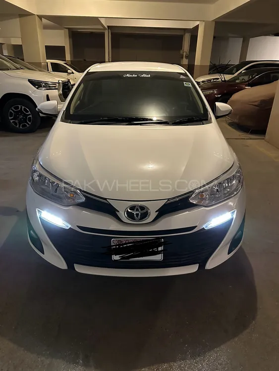 Toyota Yaris Sedan 2023 for Sale in Karachi Image-1