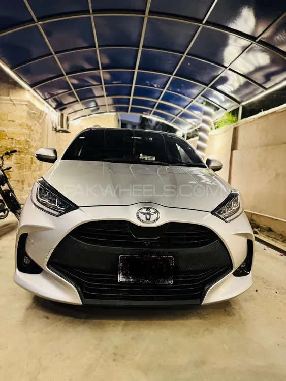 Toyota Yaris Hatchback 2021 for Sale in Karachi Image-1