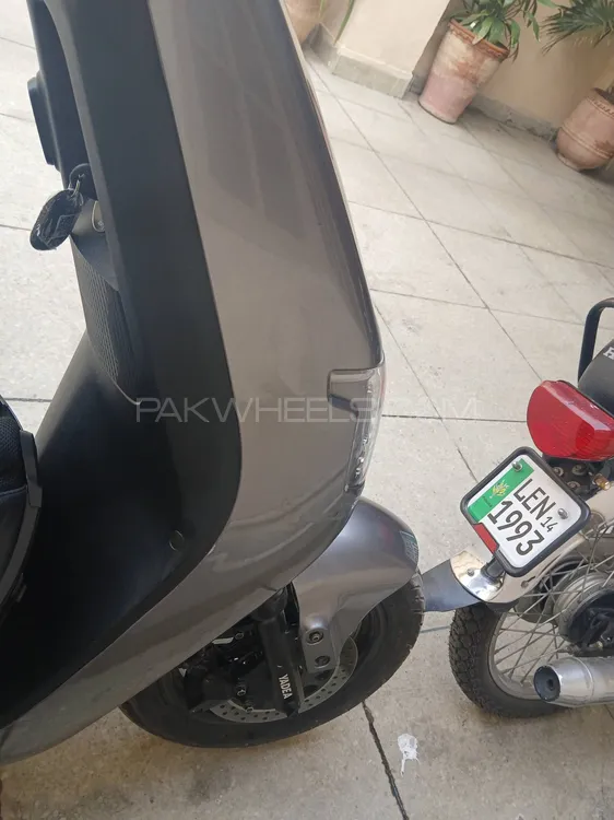 Yadea Epoc-H 2025 for Sale Image-1