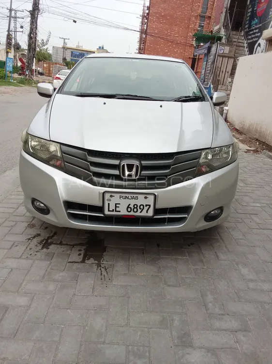 Honda City 2010 for Sale in Lahore Image-1