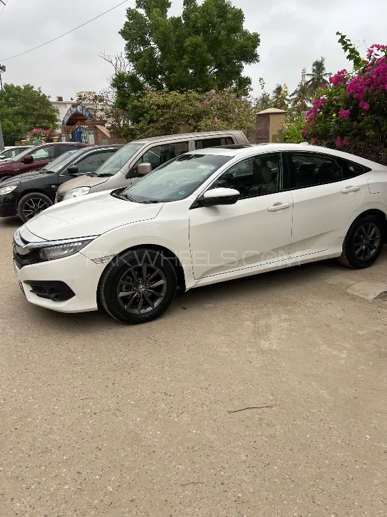 Honda Civic 2021 for Sale in Karachi Image-1