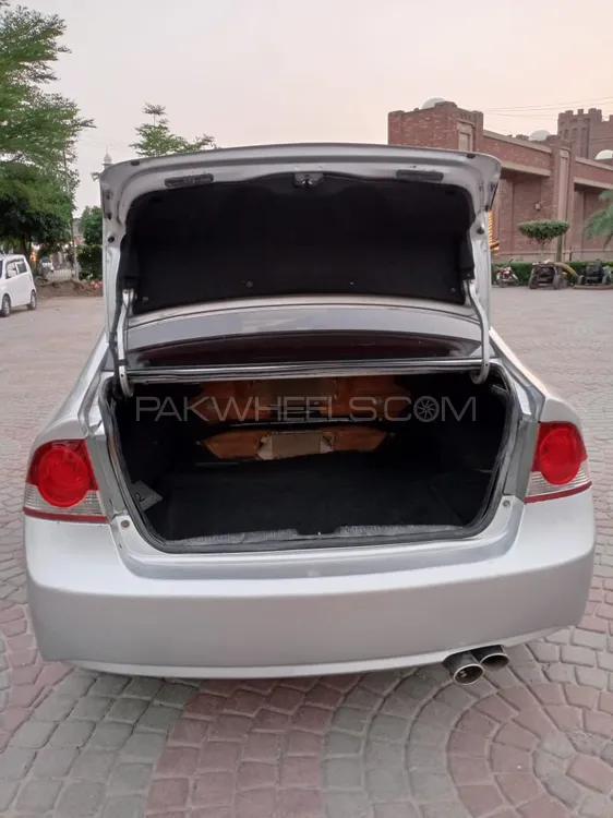 Honda Civic 2010 for Sale in Faisalabad Image-1