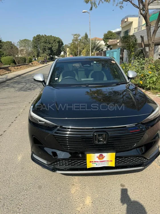 Honda Vezel 2021 for Sale in Lahore Image-1