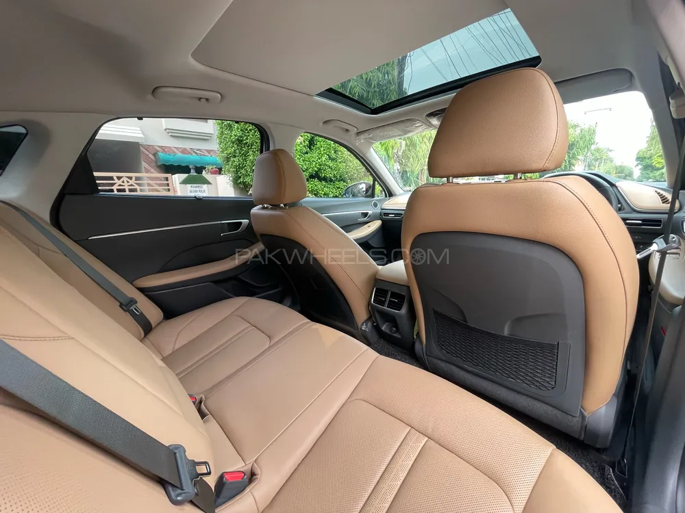 Hyundai Sonata 2024 for Sale in Lahore Hyundai Sonata 2024 for Sale in Lahore Image-6