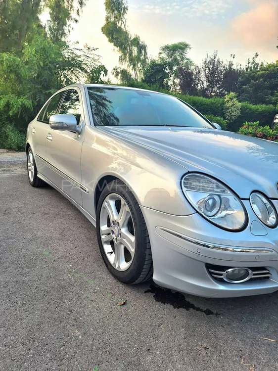 Mercedes Benz E Class 2009 for Sale in Islamabad Image-1