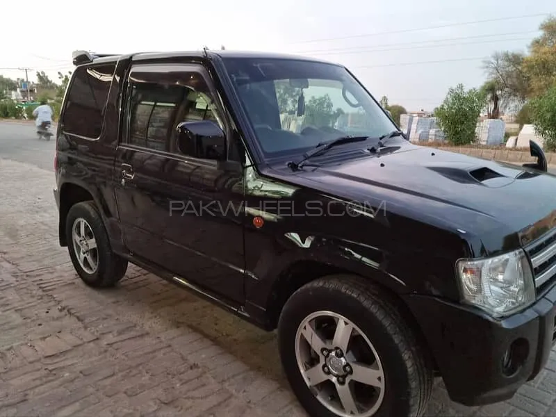 Mitsubishi Pajero 2010 for Sale in Chishtian Image-1