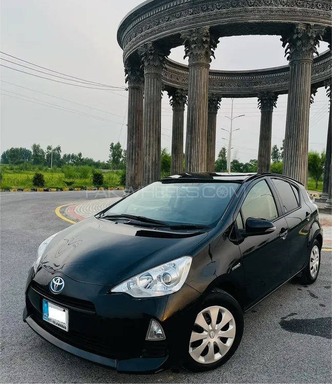 Toyota Aqua 2014 for Sale in Peshawar Image-1