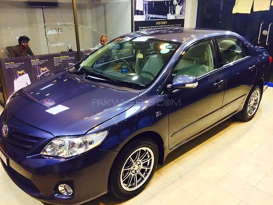 Toyota Corolla 2011 for Sale in Lahore Image-1
