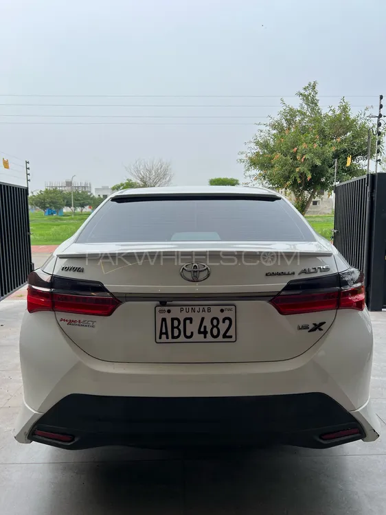 Toyota Corolla 2020 for Sale in Lahore Image-1