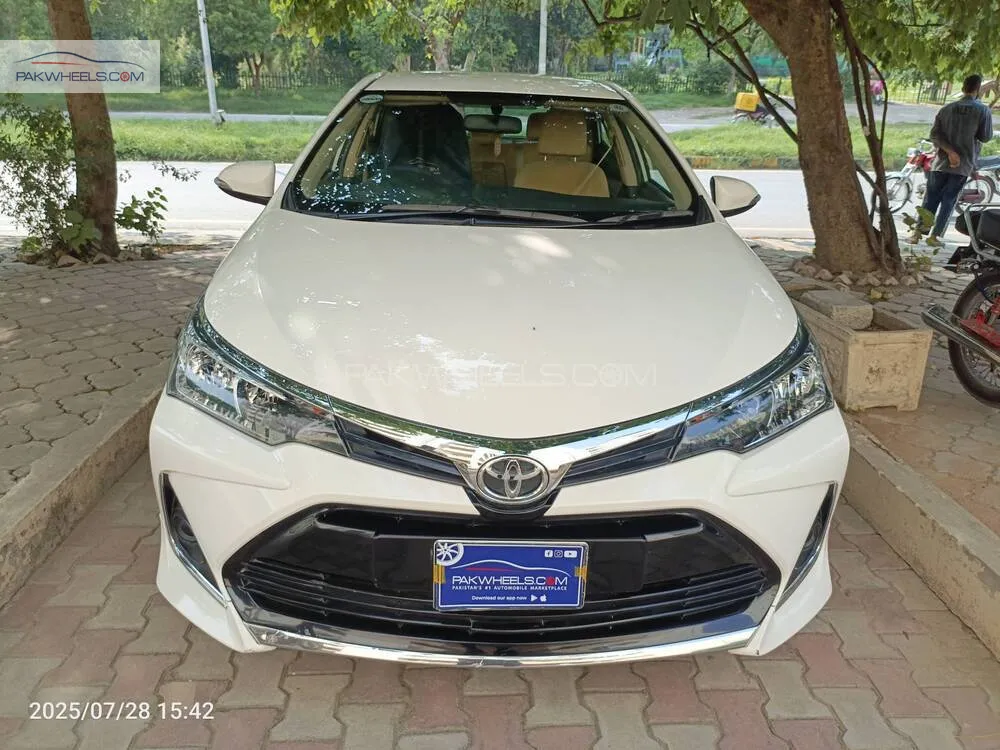 Toyota Corolla 2021 for Sale in Islamabad Image-1