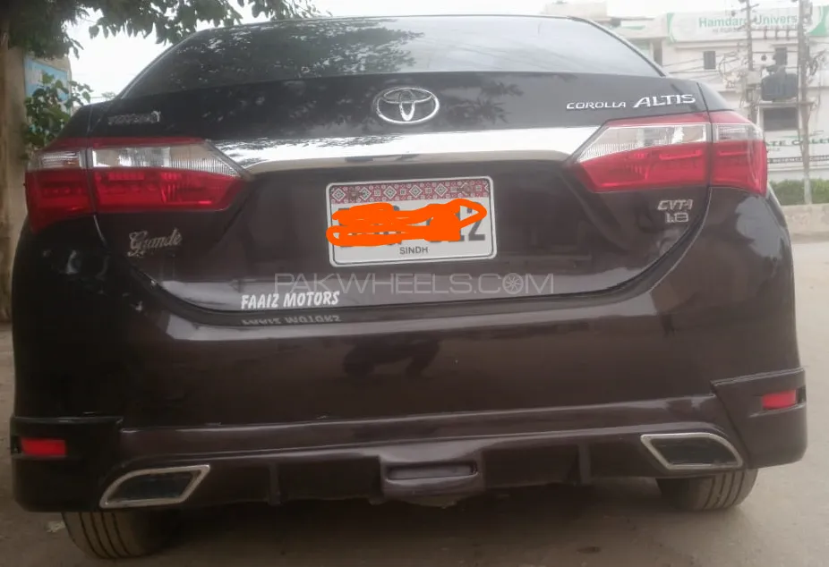 Toyota Corolla 2017 for Sale in Karachi Image-1