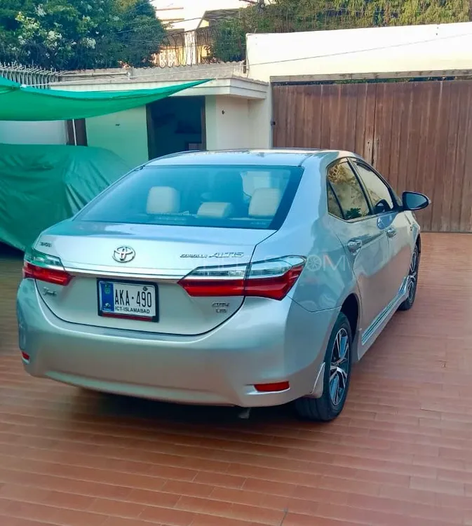 Toyota Corolla 2018 for Sale in Karachi Image-1