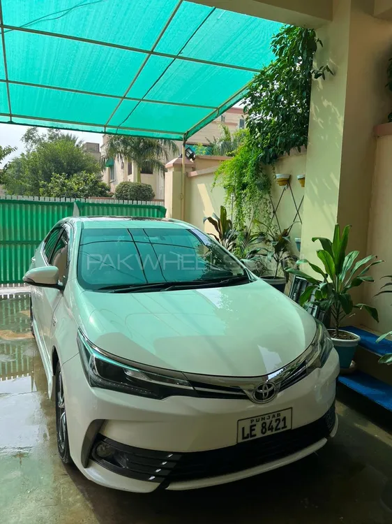 Toyota Corolla 2018 for Sale in Islamabad Image-1