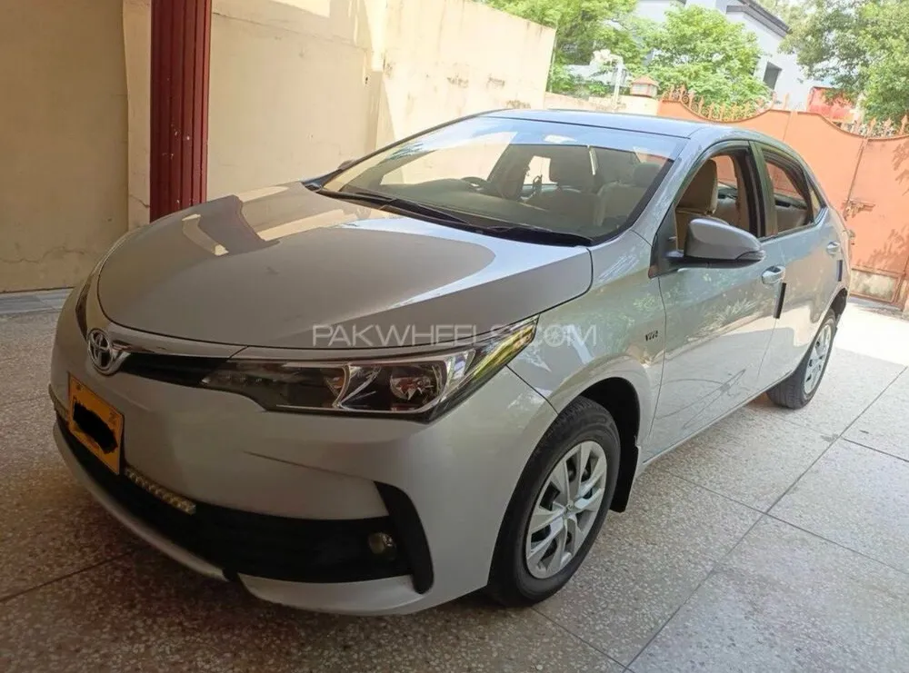 Toyota Corolla 2018 for Sale in Islamabad Image-1