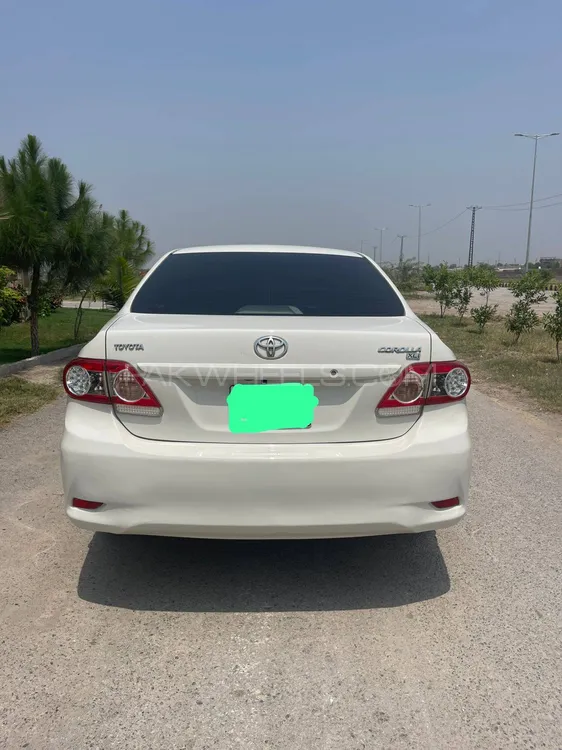 Toyota Corolla 2011 for Sale in Peshawar Image-1
