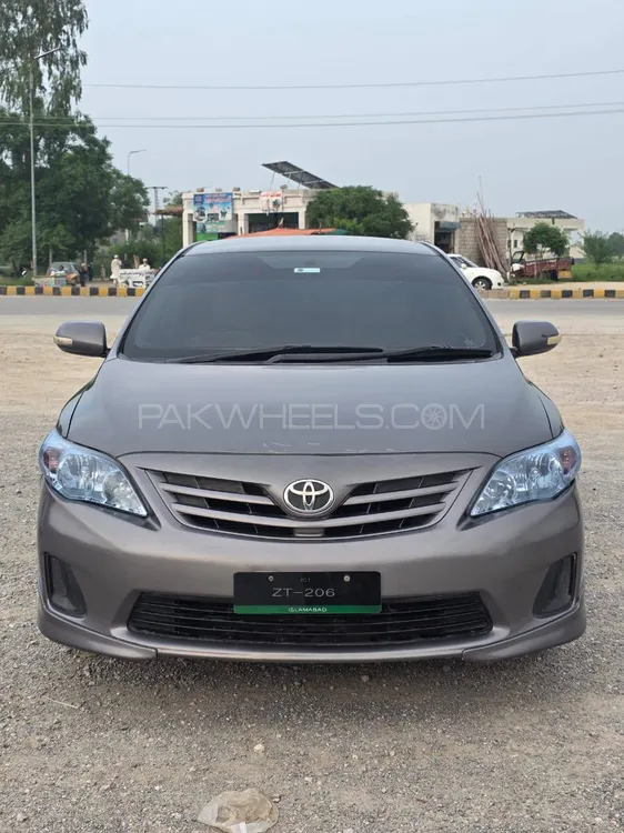 Toyota Corolla 2013 for Sale in Peshawar Image-1