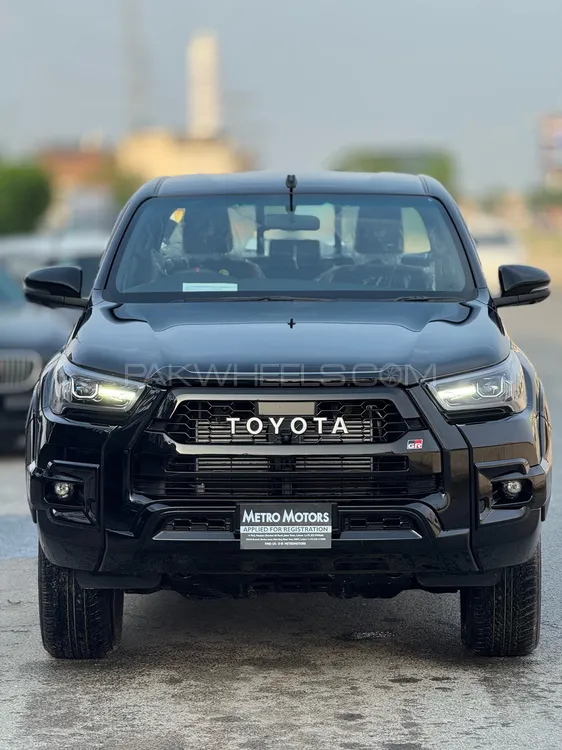ٹویوٹا ہائیلکس 2025 for Sale in لاہور Image-1